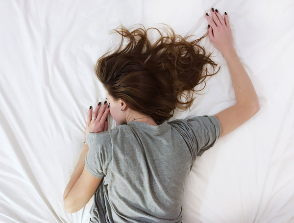 How to fall asleep quickly: 10 proven tips!